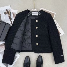 ROYALBELLE 여성 라운드넥 트위드 골드버튼 안감 패딩 하이퀄리티 긴팔 자켓 S0103117