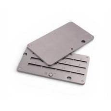 金屬字母拼字板, 1個