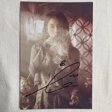 IU李知恩 簽名宣傳照 6吋相片 明星周邊, 1個, 4