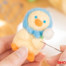 韓國大創Daiso春季小雞系列DIY羊毛氈材料包 手工製作戳戳樂毛氈 可愛動物吊飾掛飾鑰匙圈 手作, 1個