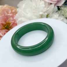 果凍翠綠色平安鐲 內徑55mm 圈口手環 翠玉手鐲 綠色玉鐲, 1個