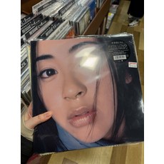 宇多田光 First Love 日版黑膠2LP 全新未拆封 日本帶回 收錄經典曲目 收藏佳選, 如圖, 詳見包裝