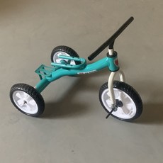 DIU 兒童三輪車腳踏手推車自行車---歲大號嬰幼腳蹬三輪單車童車., 1個, 墨綠色減配-無推把:如圖