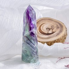 мσσи_нασ 螢石柱 夢幻獨角獸深紫青色 山形紋帶彩虹光, 1個