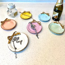 (주)가온누리코리아 빈티지한 컬러의 인테리어 소품 다용도로 사용 가능한 원형 리본 액세서리 트레이, 원형리본 6스카이블루