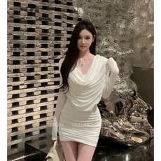 【Echo Chic】海边 胖MM大碼名媛風 大碼微胖mm女裝法式氣質名媛連衣裙收腰包臀短裙性感褶皺超仙拍照, 紅色,L碼 建議50.0-60.0公斤