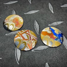 《鈦片工房》ARAI大眼睛鈦片 手裏劍 五芒星 大紅豆, 30mm (JETS大盾),大紅豆, 1個