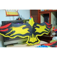 【風箏小舖】天堂鳥造型風箏 傘布、樹酯纖維桿, 詳見包裝