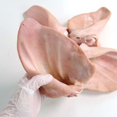 (배터짐) 국내산 큰 돼지귀 돈귀 네개 한봉 (일요일&당일발송), 1개, 650g