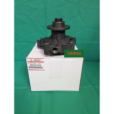 【汽車零件專家】堅達FUSO ROSA 五期13- 正廠 水邦浦 水幫浦MK667228 (雙北可代工), 1個
