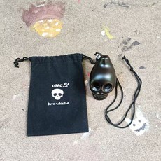 怪音陶笛 黑色烏鴉頭哨子 死亡哨 恐怖聲音 嚎叫哨子, 1個, 帥氣小黑【送收納袋】