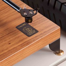 沐耳 義大利 Gold Note Valore 425 Plus 黑膠唱盤：胡桃木版本，高性價比首選