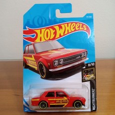 風火輪 日產 '70 DATSUN 510 紅色合金模型車, 1個