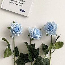 高仿真手感玫瑰花 假花 仿真玫瑰花 INS風 家居裝飾 婚慶佈置 單支手感保溼玫瑰花, 淺藍, 1個