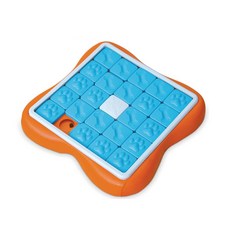 Nina Ottosson 犬益智藏食玩具 增加互動 增加狗狗的挑戰性, 1個, 69343機智狗-百寶巧拼, 69343機智狗-百寶巧拼