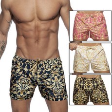 ADDICTED 凡爾賽宮運動泳褲 AD華麗凡爾賽游泳短褲，採用快乾透氣面料，讓您在水中或沙灘上都能保持乾爽舒適，展現您的時尚品味與高貴氣質