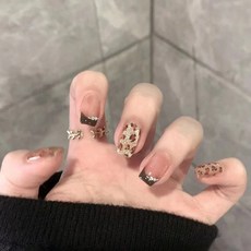 豹紋穿戴甲 美拉德棕色系顯白美甲貼片 秋冬復古杏仁甲豆豆甲琥珀貓眼穿帶式甲片, 1個, MJ-747 小困豹貓