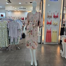 비비안 50D 폴리스판 플라워나염 가운 GW8882E