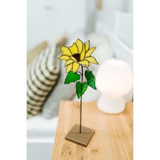 太陽花 陽光捕手 底座 藝術品窗戶擺飾 鑲嵌玻璃 彩繪玻璃 網美店 窗台飾品 交換禮物 企業贈禮 情人節禮物 風水