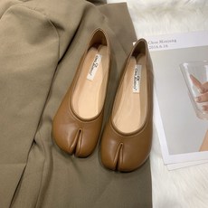 낮은 발등 슬립온 갈라진 발가락 돼지 발굽 신발 봄여름 캐주얼 플랫 대형 사이즈 여성 신발 M4t703