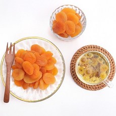무가당말린살구 말린과일 건조 건 말린것 말랭이 장수 다이어트 변비에 좋은 와인안주 씨없는 간식 소화잘되는 과일 피부건강 혈액순환 도움, 1개, 300g
