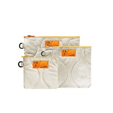 [카네이테이] POM QUILTED FLAT POUCH (IVORY) / RECYCLED, S
