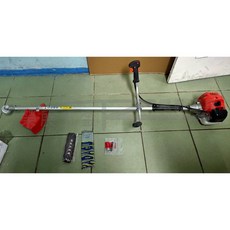 榮展五金 二行程43cc硬桿側背下油壺割草機 - 可轉換高枝鋸/籬笆剪, 1個