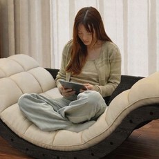 1인용 좌식 흔들의자 리클라이너 독서 휴식 거실 침실 테이블 겸용 고급 안락 의자, 1개, 블랙