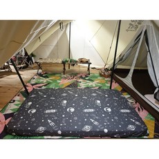 野峰 Wildzone 純棉床包 親膚透氣 車縫精細 適用多充氣床 多種花色 露營 太空人 M, 太空人, M, 灰