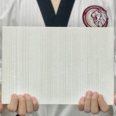 (주)씨제이이엔엠 (CJ온스타일) 태권도 격파용 나무 송판 유아용 어린이 시범단 격파판 행사 용품, 0.3cm, 1개, 0.3cn