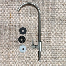 白鐵鵝頸 2分 304不鏽鋼材質 小彎鵝頸 鵝頸龍頭 2分PE管進水口, 1個