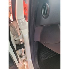 2011年 Mercedes-Benz B180 白色 總代理 全景天窗 雙電動座椅 實跑14萬