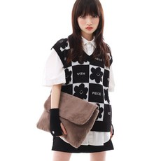 피스메이커 PIECE MAKER MACARON FUR CLUTCH BROWN