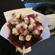 永生花束 乾燥花 凡爾賽復古紅永生仿生玫瑰七夕花束送女友閨蜜情侶浪漫生日禮物女 畢業花束 情人節 送禮, 10朵凡余塞紅送燈+禮袋,【關注店鋪送賀卡】成品發貨 顏色