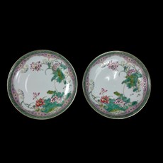 《博古珍藏》清雍正琺瑯彩蓮花紋盤一對，宮廷珍藏老件文物瓷器，國際拍賣級別，底價回饋, 1個, 白色