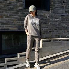 SOON2DLE 女款春季英文字母印花衛衣慢跑運動褲套裝