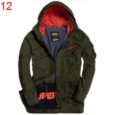 SUPERDRY極度乾燥男款連帽防風衣外套，防潑水耐寒出清特賣