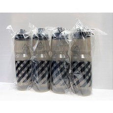 4支入 黑色線條 APLUMS 透明水壺 看得到水量 800CC大容量 裝更多喝更久 團體適用 安心喝騎遠遠, 1個