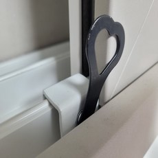 창문 잠금 장치 샷시 고정 안열리게 스토퍼 윈도우락 W-9, 1개