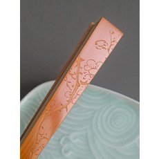 文玩摺扇 竹刻寫意梅花雕刻 隸書詩詞, 如圖所示, 1個