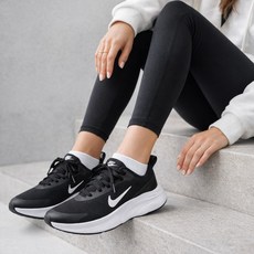 나이키 여성 푹신한 워킹화 쿠션 좋은 발 편한 운동화