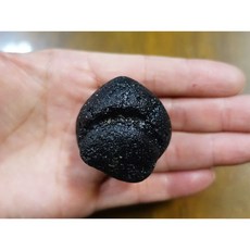 RIZALITE Tektite 菲律賓隕石 重91克 黑隕石