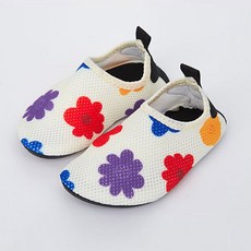 I am bebe 孩童花朵圖案防滑涉水鞋