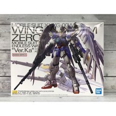BANDAI 1/100 MG 飛翼鋼彈零式 EW Ver.Ka 模型, 1個