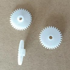 전동기기어 모터기어 (2.4x4x16.9mm) 1pcs 32T 톱니기어 플라스틱기어 톱니바퀴 cc-tg102