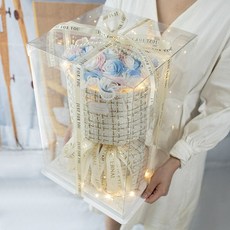 ERW 永生花花束 母親節禮物 帶燈玫瑰香皂花束 滿天星花束 透明提袋 畢業花束 告白七夕生日求婚 情人節禮物 小香風, 19朵【禮盒裝*粉雪山】送燈+賀卡