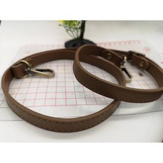 愛心手工材料鋪 斜背帶皮革提把肩背帶，酒紅色咖啡色駝色黑色手工包包配件, 1個, 青古掃-淺咖啡色, 淺咖啡色