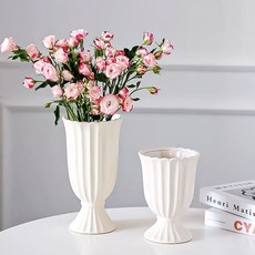 法式雕刻溫斯蒂高腳陶瓷花瓶