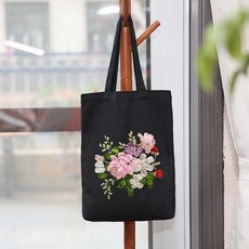 刺繡手工DIY材料包 指間魯繡帆布包 緞帶繡DIY材質包 單肩手提立體繡花包, 小帆布包（黑色）小清新2（材質包）, 1個