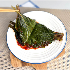 또밥찬 한정수량 (햇)생깻잎무침 깻잎김치 깻잎반찬 생깻잎무침, 200g, 1개